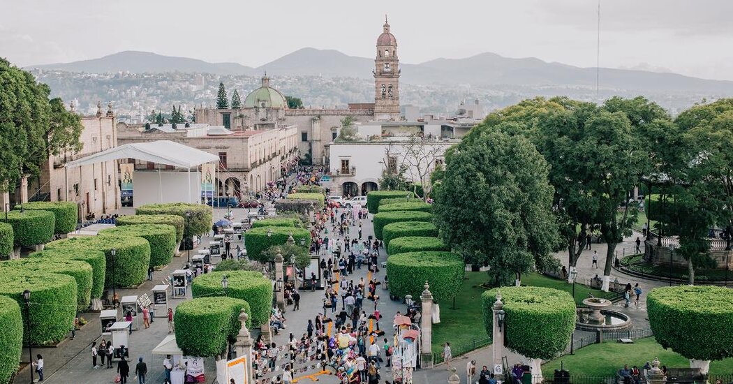 La ciudad de Morelia, en el centro de México, alberga monumentos históricos y artesanías patrimoniales